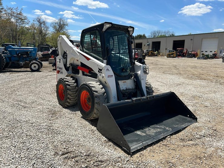 2022-bobcat-s770-image-6