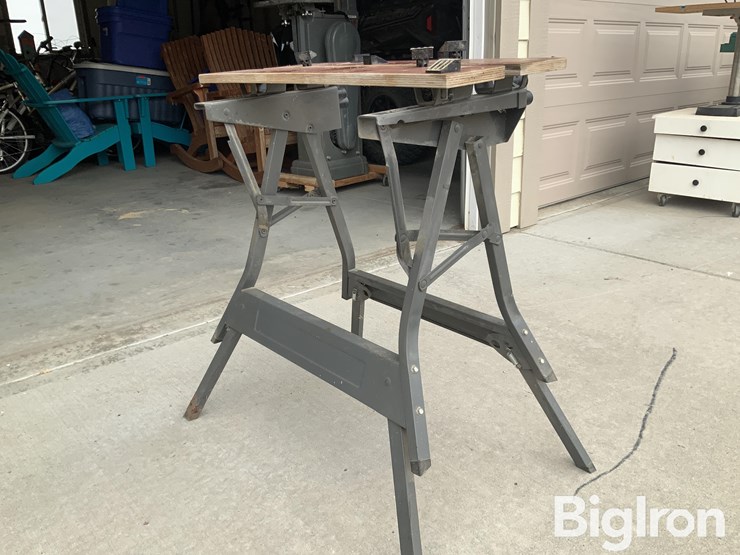 black-&-decker-dual-27"-work-center-image-5