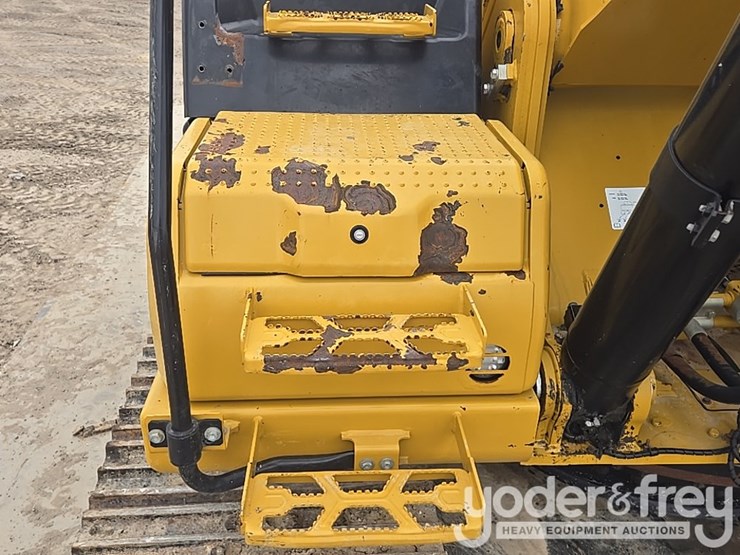 2021-caterpillar-336-image-54