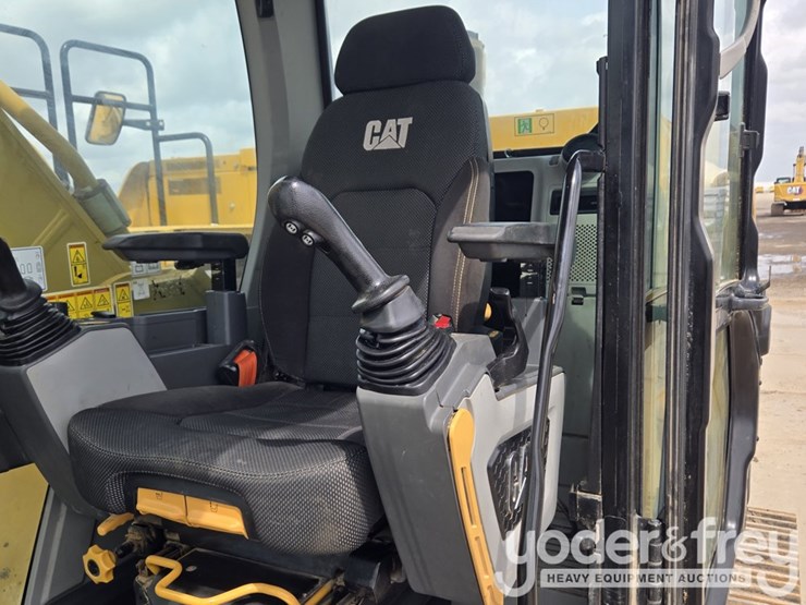 2021-caterpillar-336-image-134