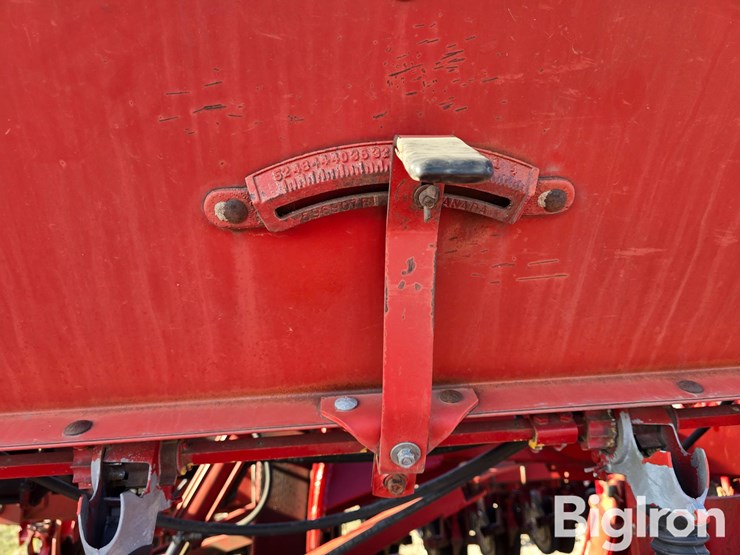 case-ih-5500-image-9