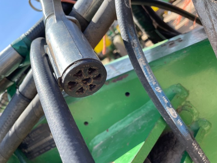 john-deere-7200-image-14