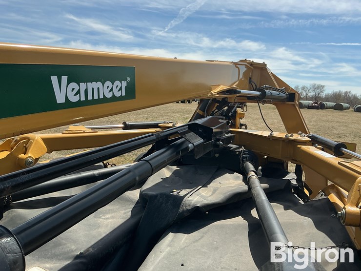 2019-vermeer-tm1200-image-11