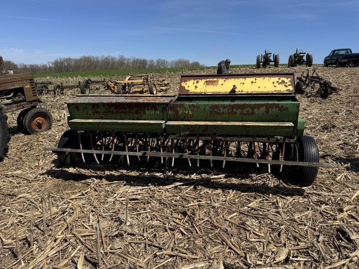 john-deere-grain-drill-image-7