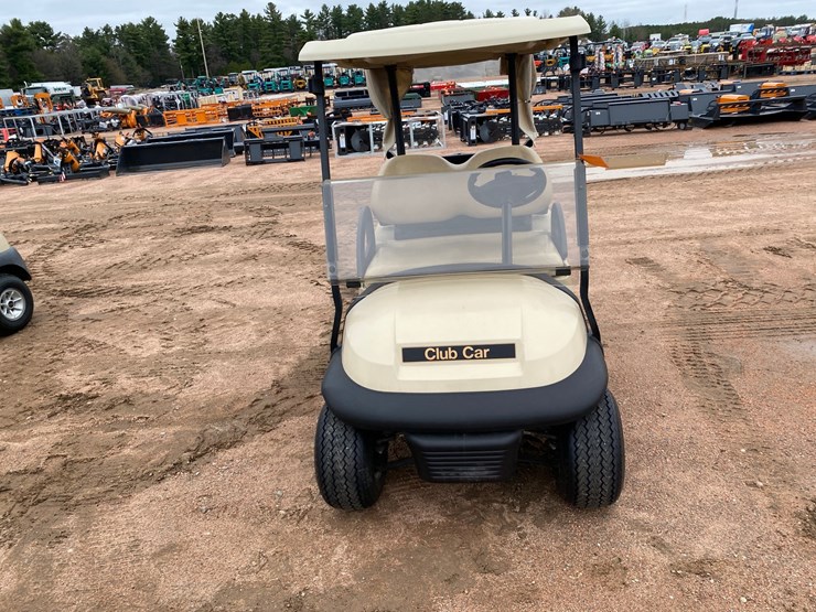#1581-•-club-car-electric-golf-cart-with-charger-image-2