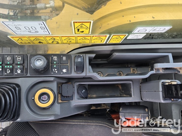 2021-caterpillar-336-image-149