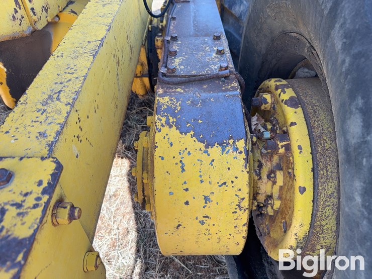caterpillar-12-image-9