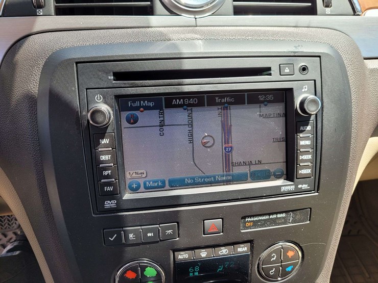 2009-buick-enclave-cxl-image-17