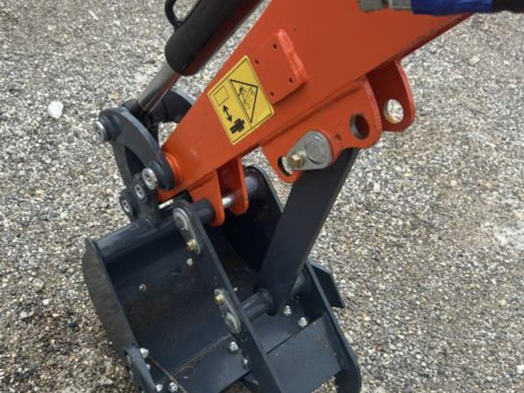#34-•-mini-excavator---lhr-me10x1-image-10