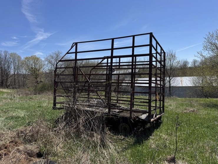 large-lot-of-scrap-machinery/vehicles-image-14