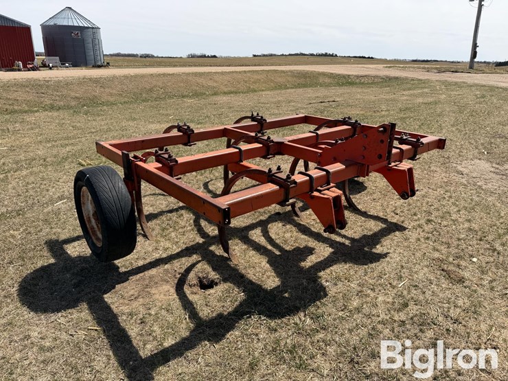 allis-chalmers-1600-image-2