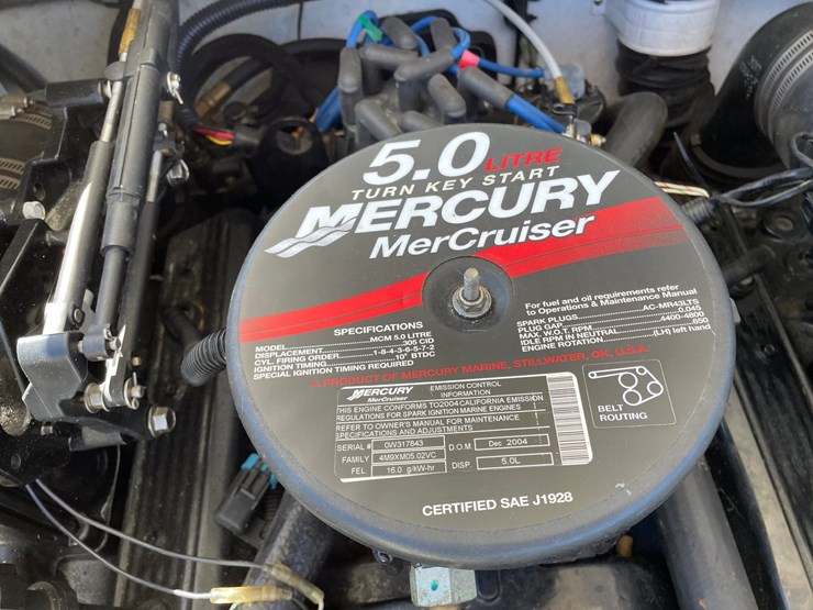 #1572-•-2005-tahoe-204-boat-(has-wi-title)-image-29