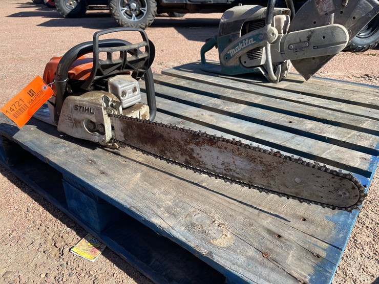 #1538-•-stihl-271-chainsaw-image-1