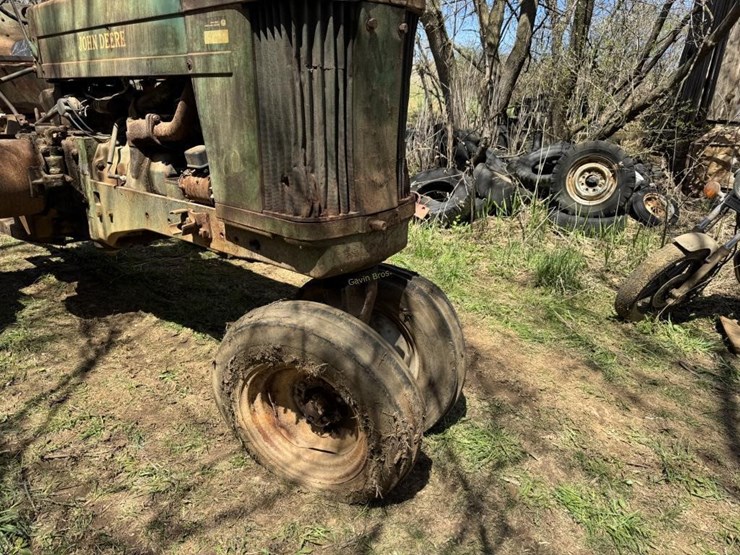 john-deere-60-image-6