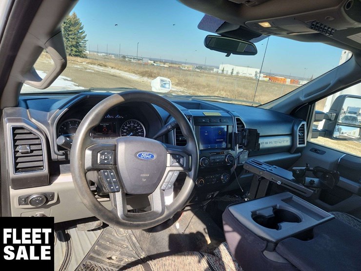 2020-ford-f350-image-15
