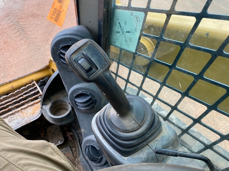 caterpillar-259d-image-45