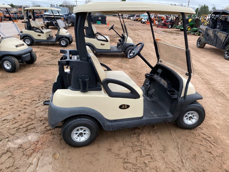 #1585-•-club-car-electric-golf-cart-with-charger-image-6