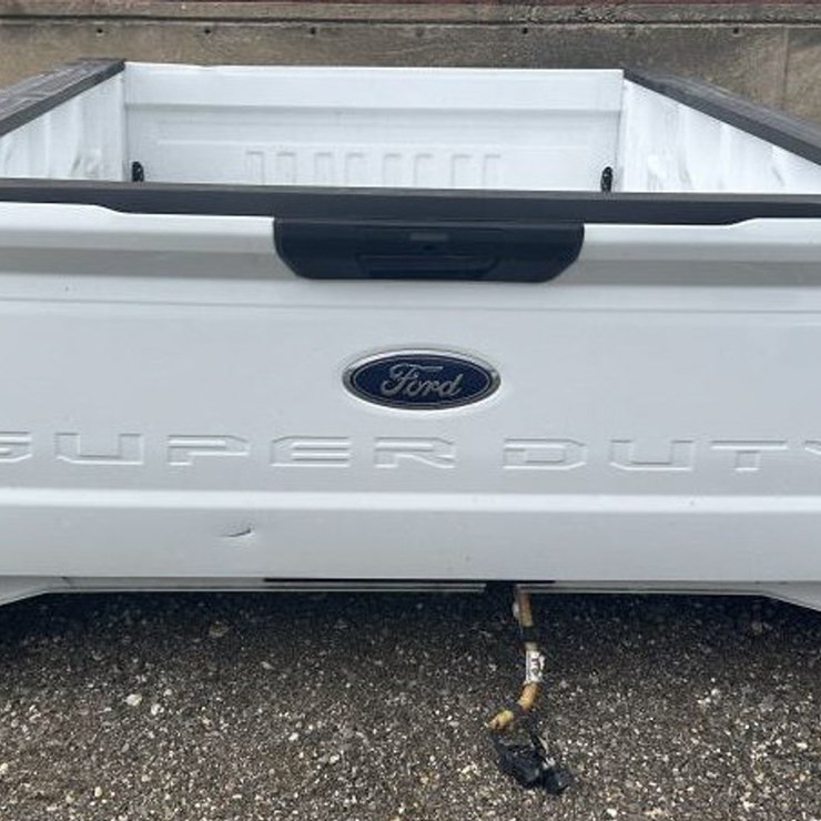 #39 • 2023 Ford Truck Super Duty Bed