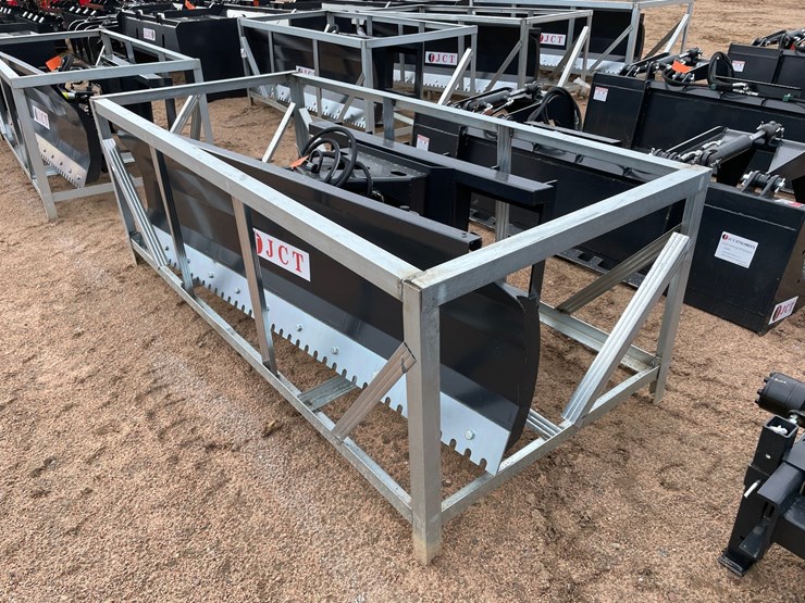 #4127-•-jct-84"-hydraulic-dozer-blade-image-3
