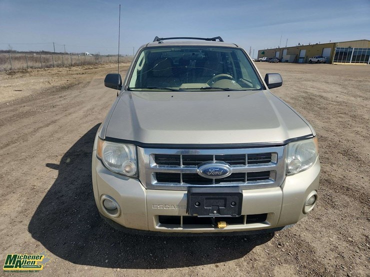 2010-ford-escape-xlt-image-19