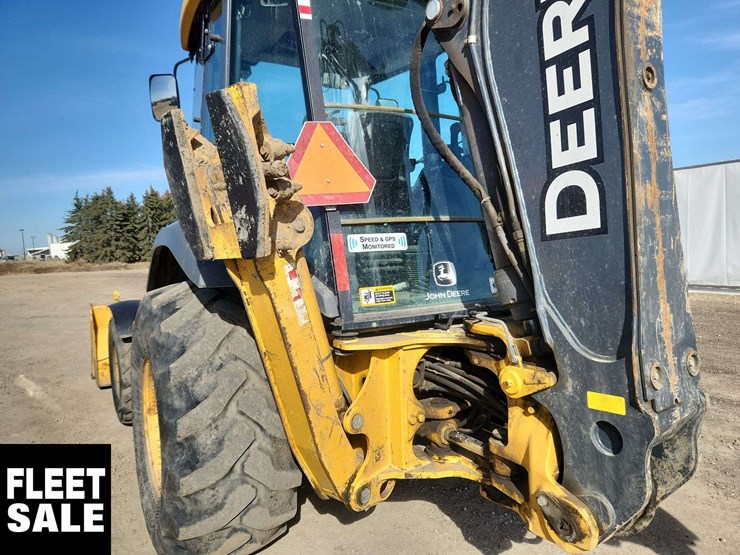 2017-deere-410l-image-15