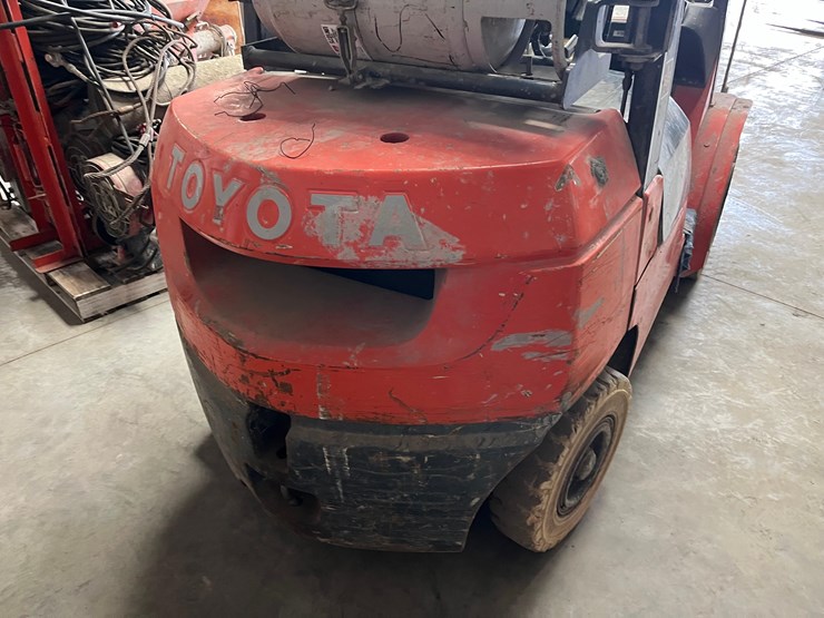 toyota-forklift-image-6
