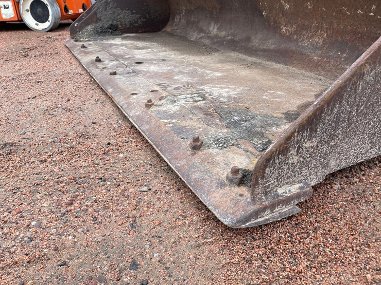 2005-caterpillar-252b-image-8