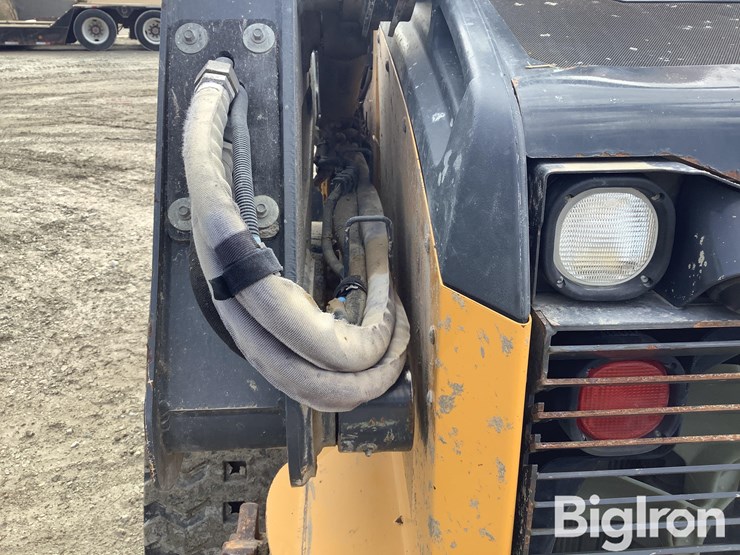 2021-deere-325g-image-20