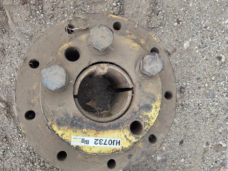 john-deere-axle-hubs-image-9