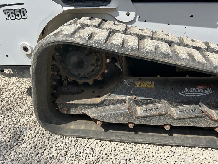 bobcat-t650-image-13
