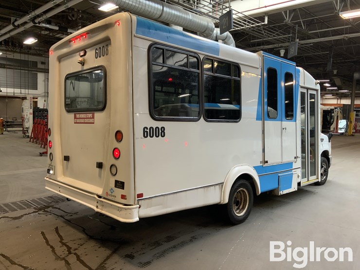 2018-ford-e450-image-5
