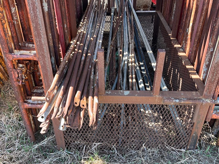 scaffolding-on-carring-cage.-image-2