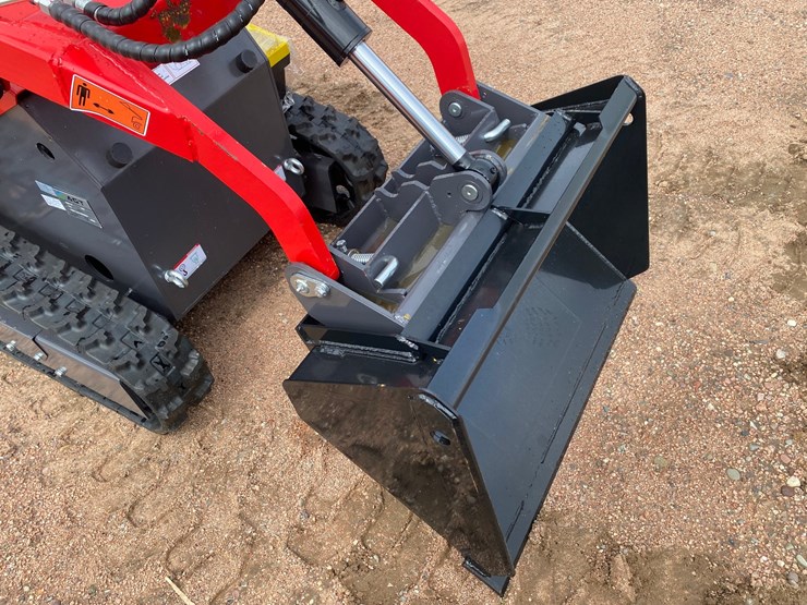#5570-•-agt-ysrt14-tracked-mini-skid-steer-image-14