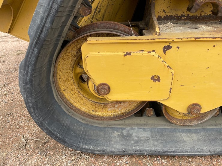 2019-caterpillar-299d2-xhp-image-25