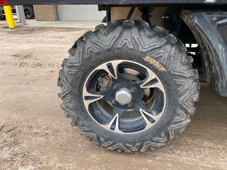 2017-arctic-cat-700-image-11