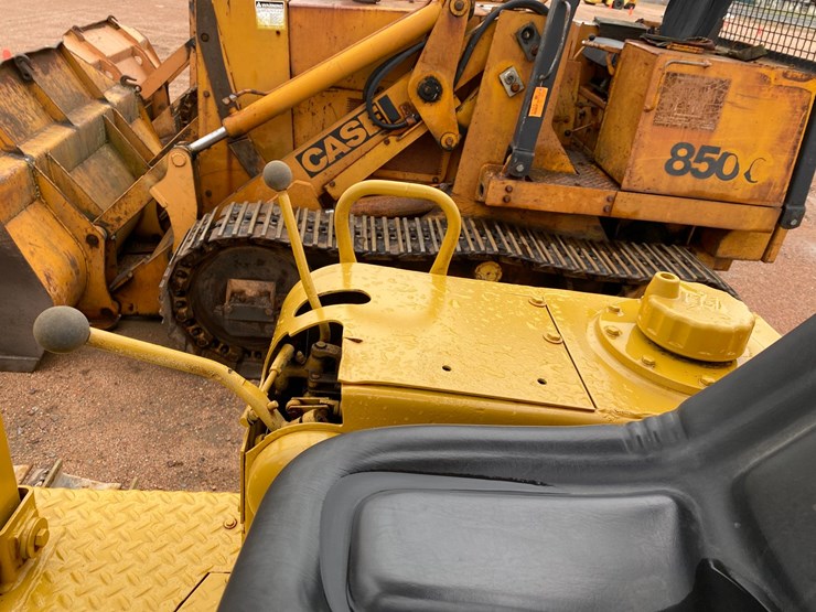 international-td8-image-44