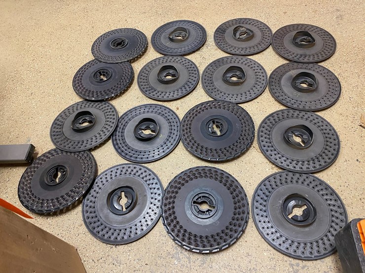 john-deere-7200-image-1