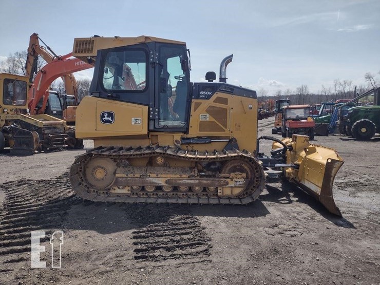 18-deere-650k-lgp-image-3
