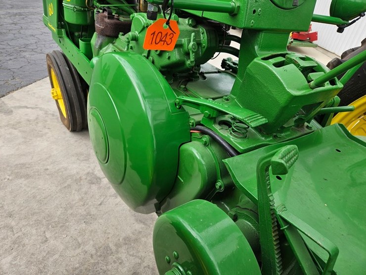 1955-john-deere-60-image-35
