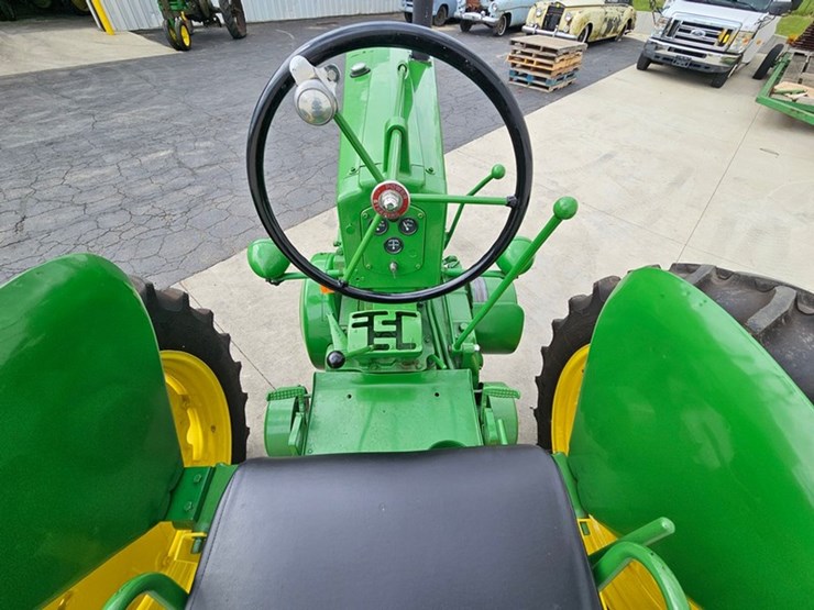 1955-john-deere-60-image-24