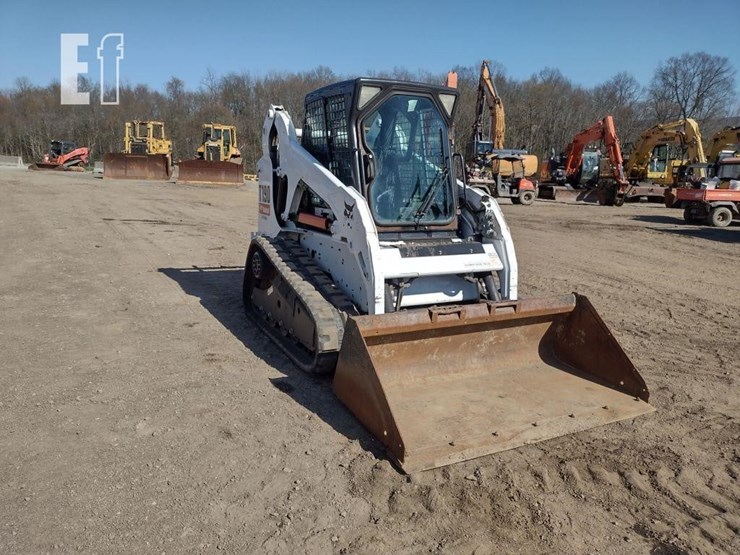 2010-bobcat-t190-image-31