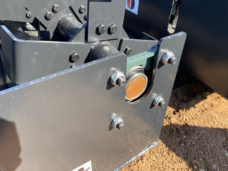 #4104-•-72"-jct-hydraulic-tiller-attachment-image-4