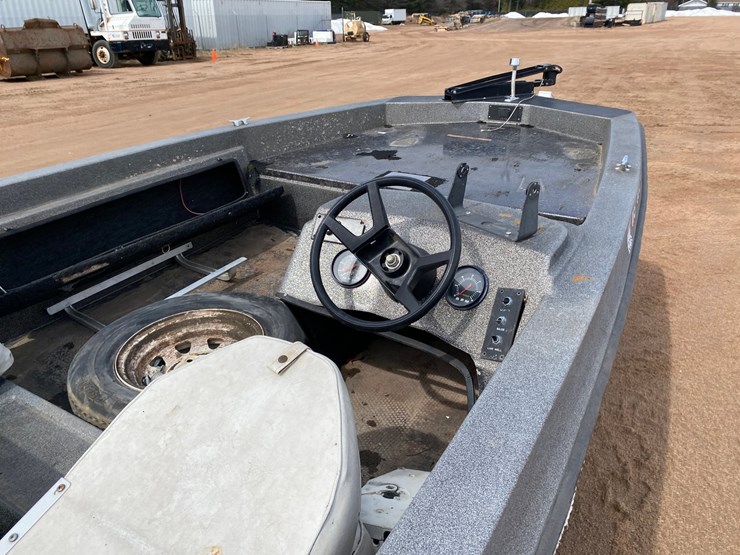 #1577-•-1987-15'-astroglass-boat-(has-registration-card)-image-37