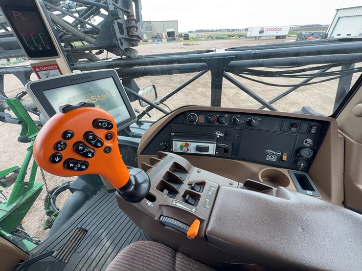 2013-john-deere-4940-image-54