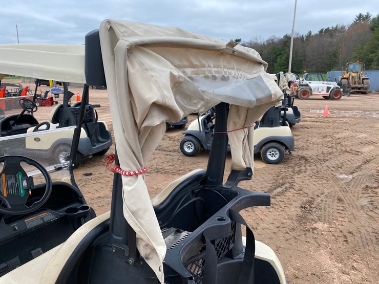 #1582-•-club-car-electric-golf-cart-with-charger-image-20