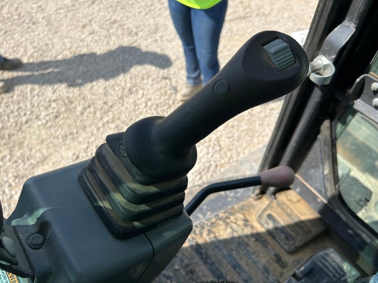 2019-bobcat-e55-image-24