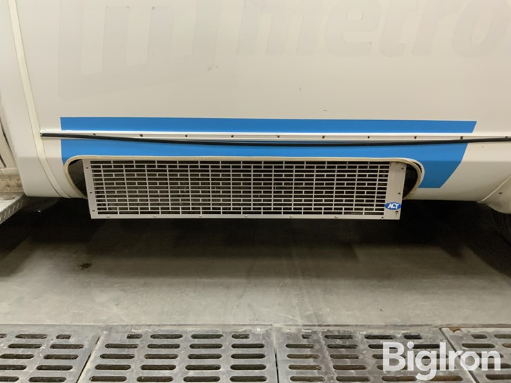 2013-ford-e450-image-17