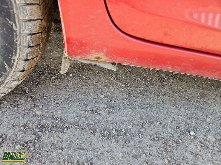 non-operable-2008-toyota-yaris-sport-4dr-sedan-4a-image-33