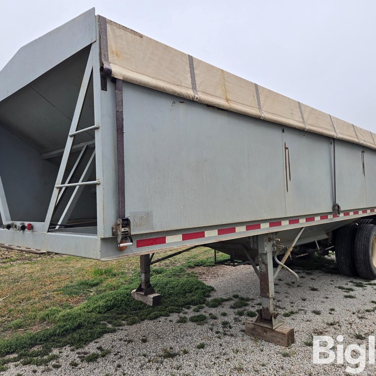 1994 NEVILLE TRAILER