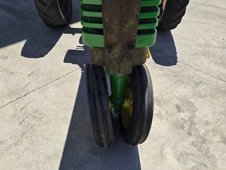 john-deere-model-b-image-9